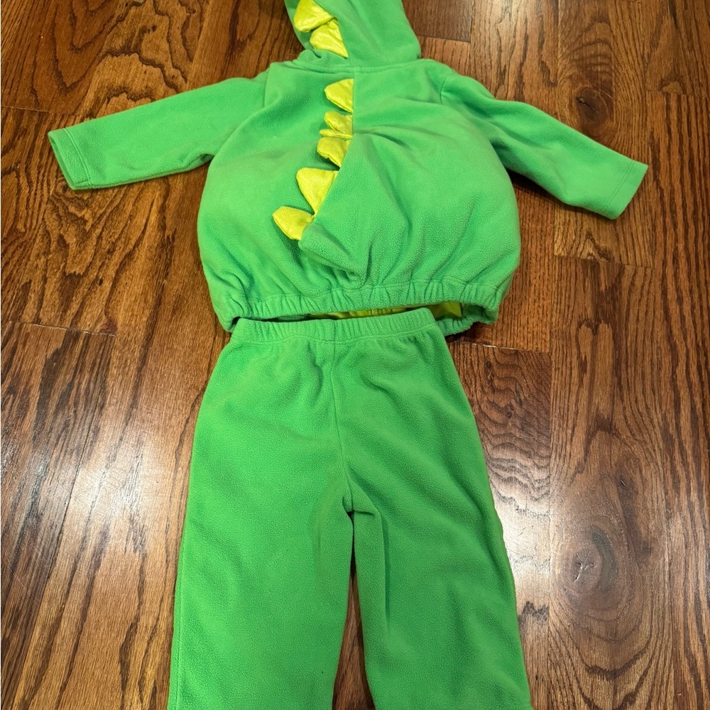 🎃 Carter’s Adorable Green Dinosaur Costume for Kids - Picture 3 of 6